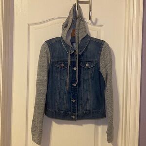 Mudd Juniors Knit and Denim Jacket Size Small NWOT